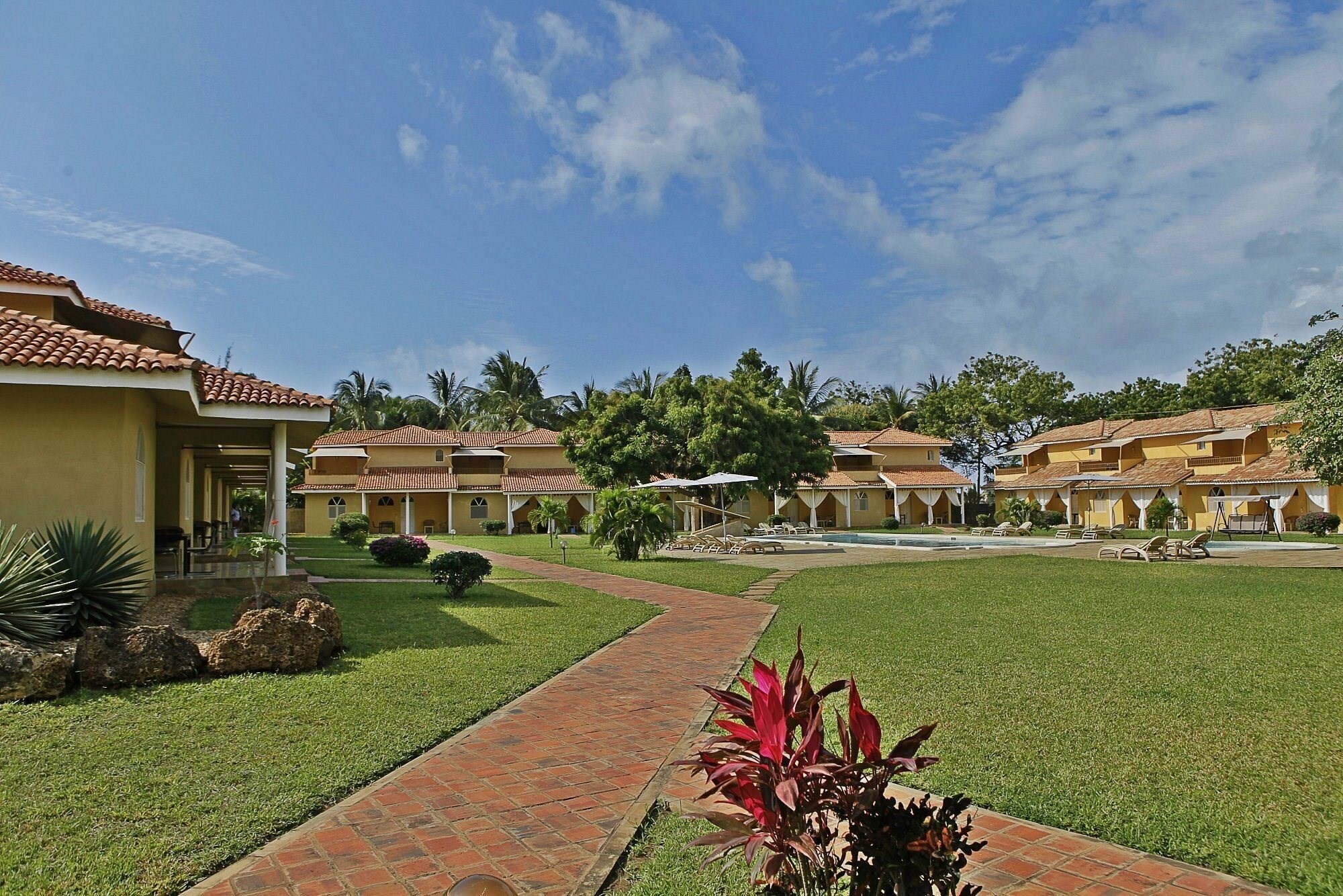 Територія Mwembe Resort & The Village 3*